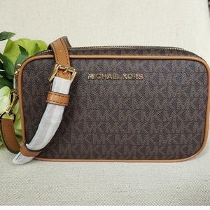 Michael Kors SM Connie camera Bag Brown x-body